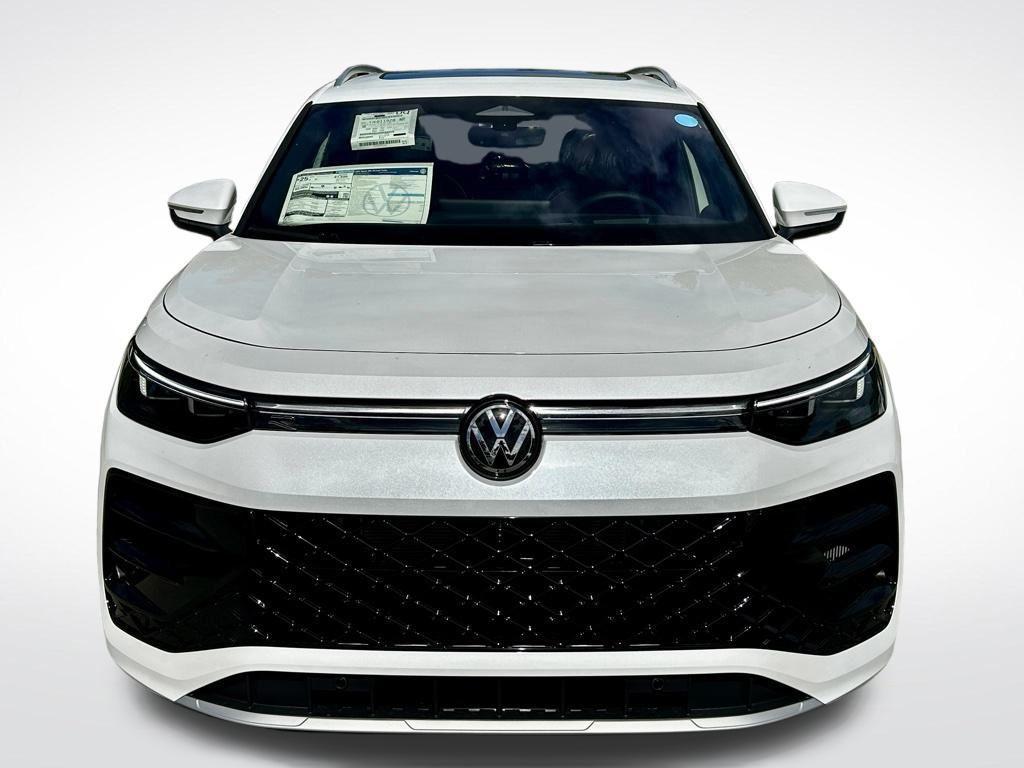 new 2026 Volkswagen Tiguan car, priced at $43,232