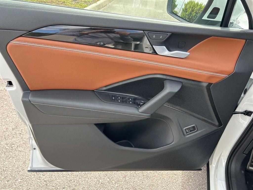 new 2026 Volkswagen Tiguan car, priced at $43,232