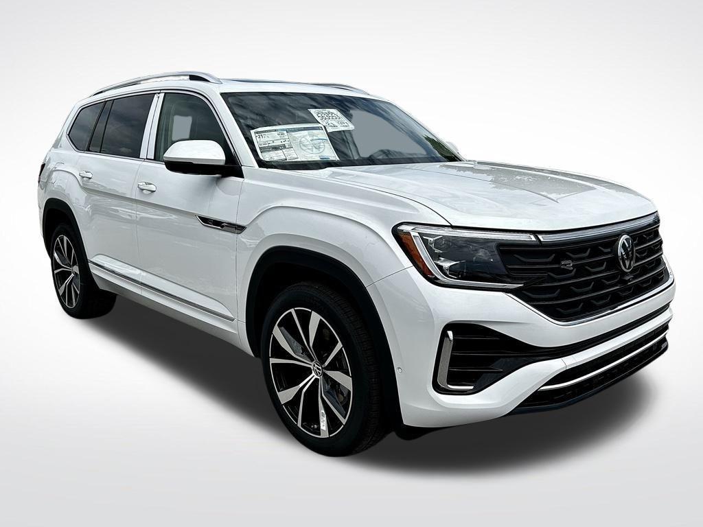new 2025 Volkswagen Atlas car, priced at $49,651
