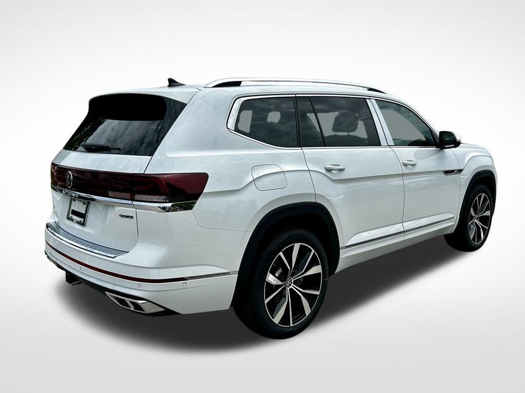 new 2025 Volkswagen Atlas car, priced at $49,651