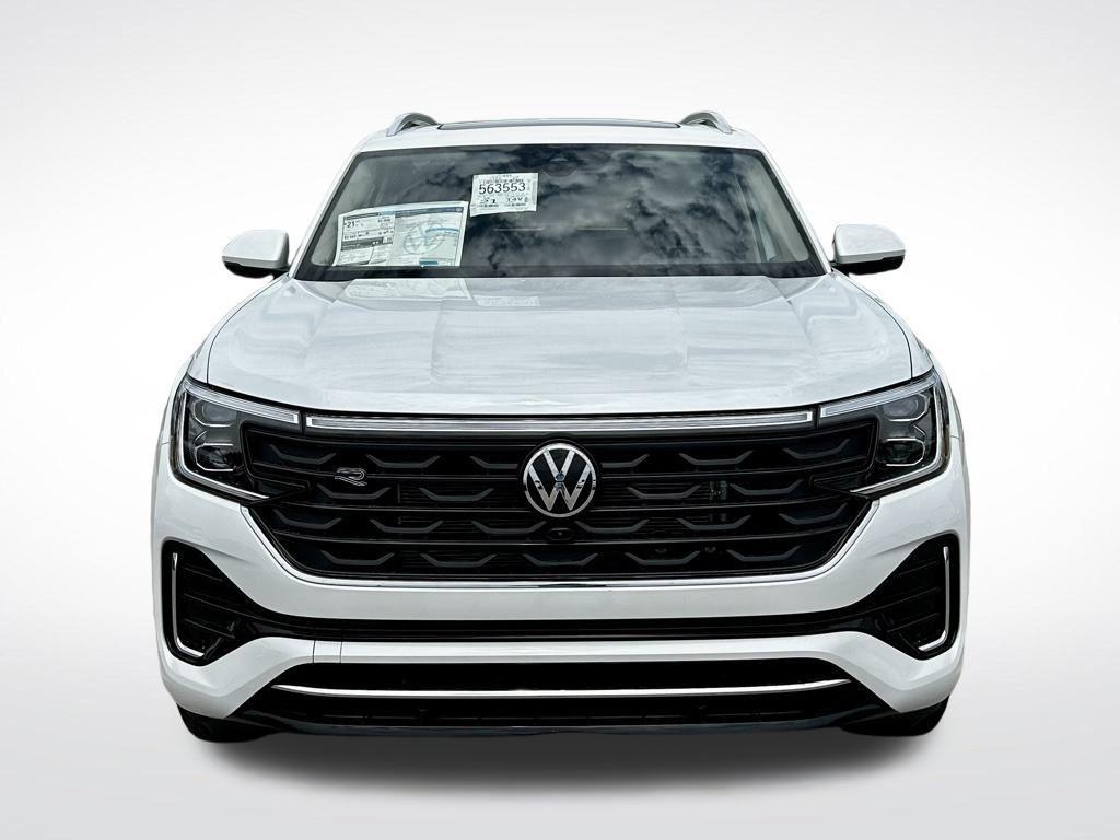 new 2025 Volkswagen Atlas car, priced at $49,651