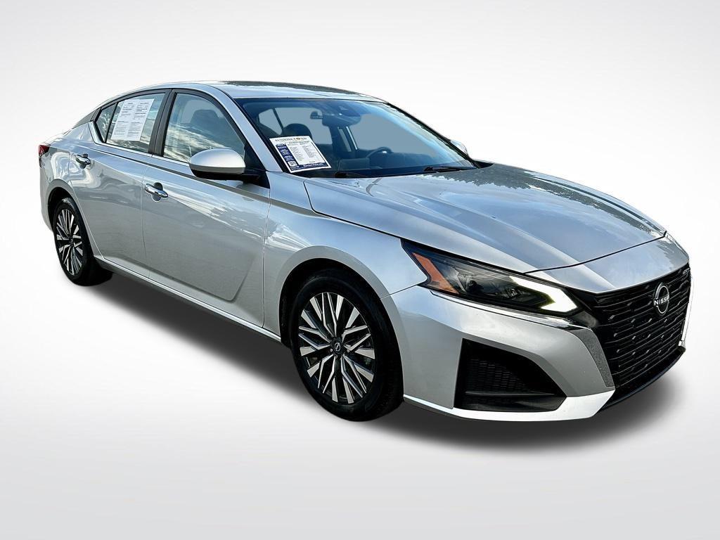 used 2023 Nissan Altima car, priced at $16,797