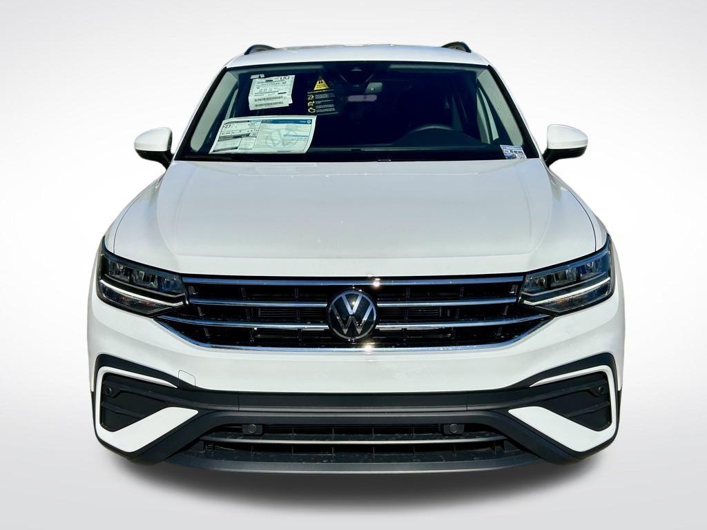 new 2024 Volkswagen Tiguan car, priced at $26,775