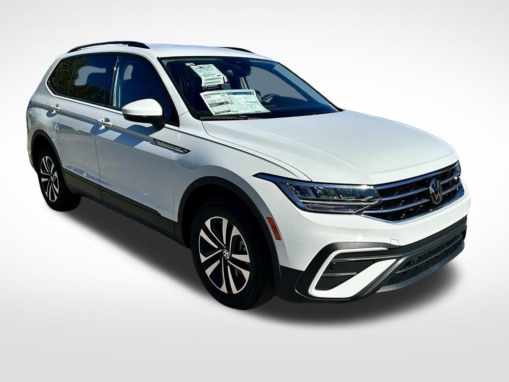 new 2024 Volkswagen Tiguan car, priced at $26,775