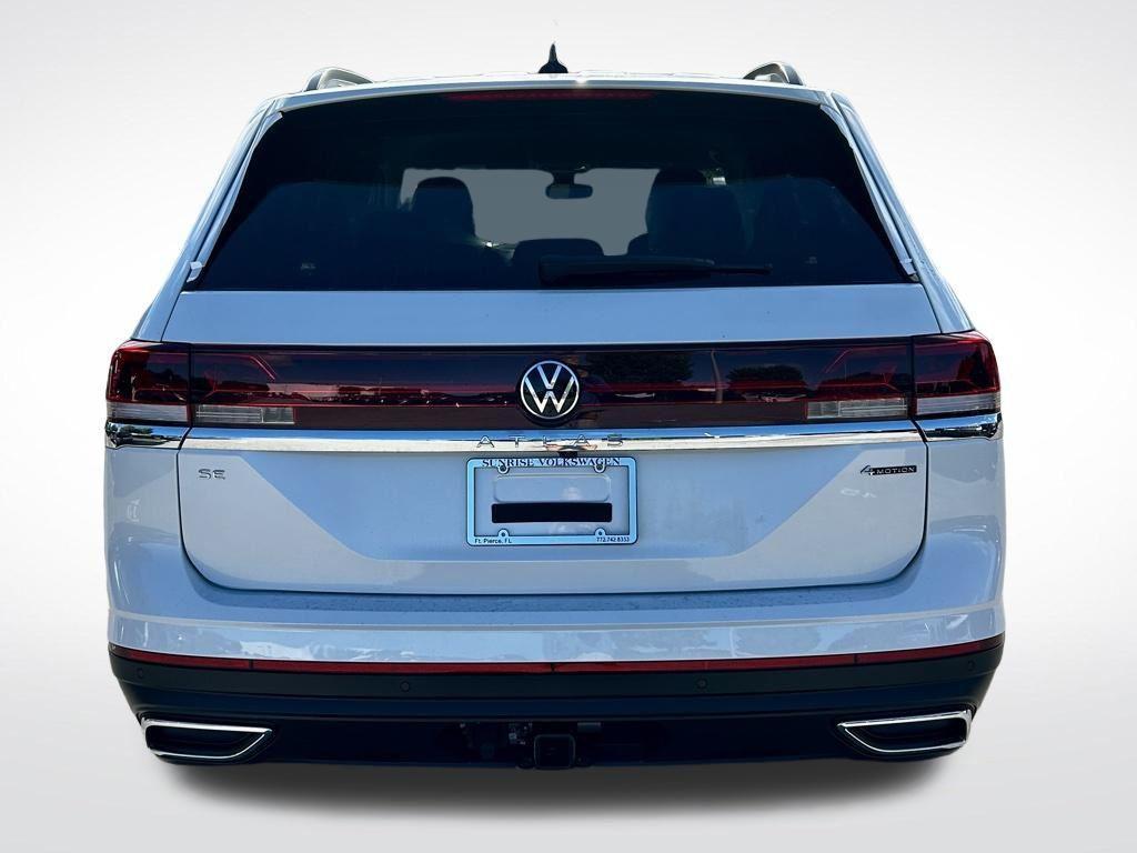 new 2026 Volkswagen Atlas car, priced at $41,085
