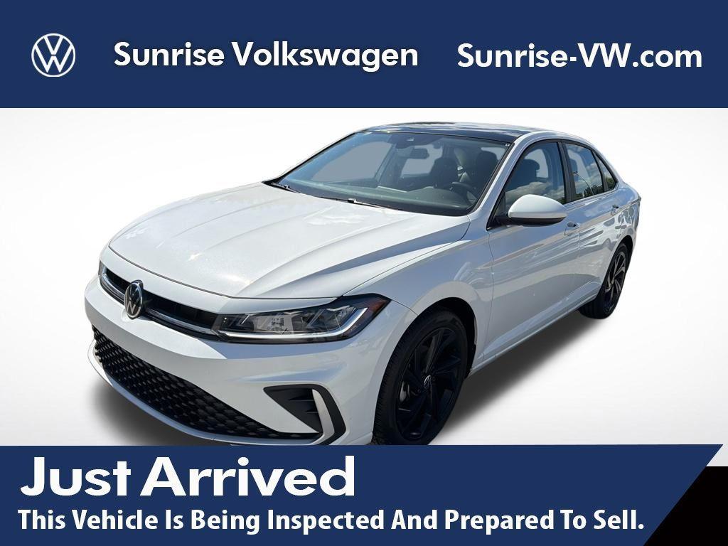 used 2025 Volkswagen Jetta car