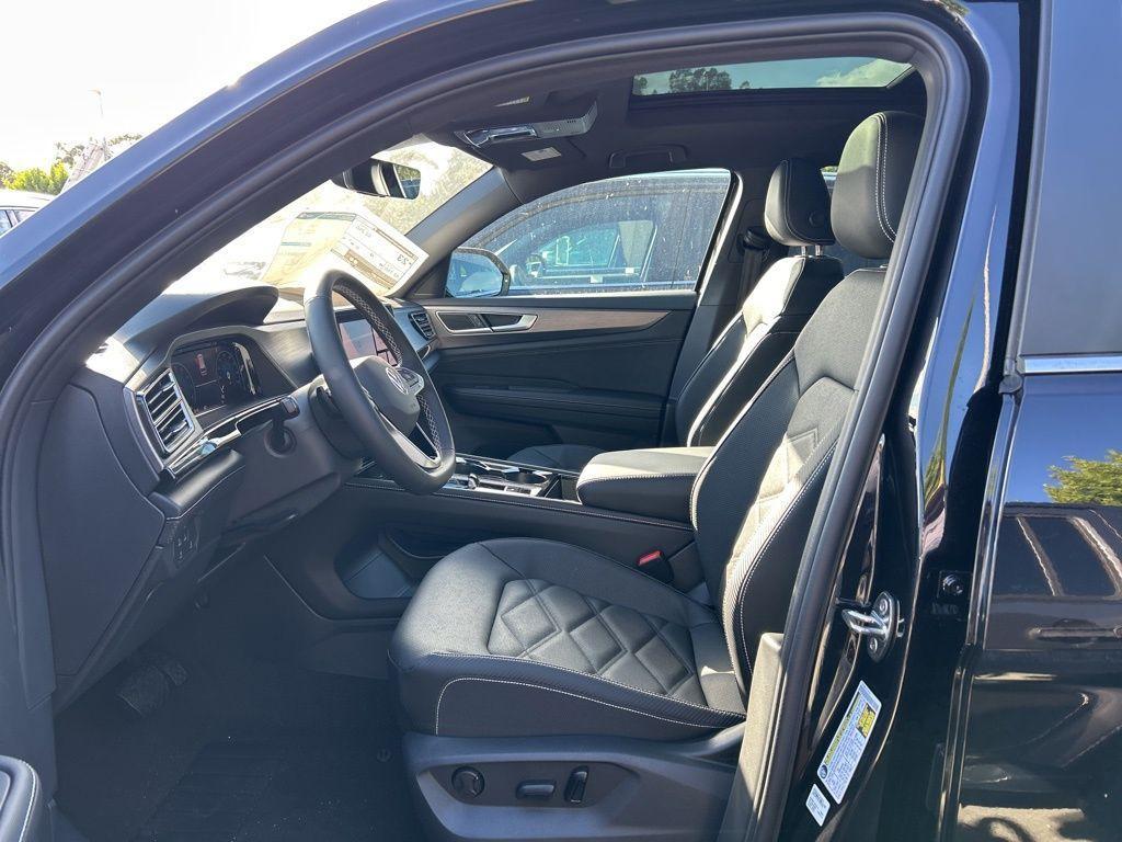 new 2026 Volkswagen Atlas Cross Sport car, priced at $43,546