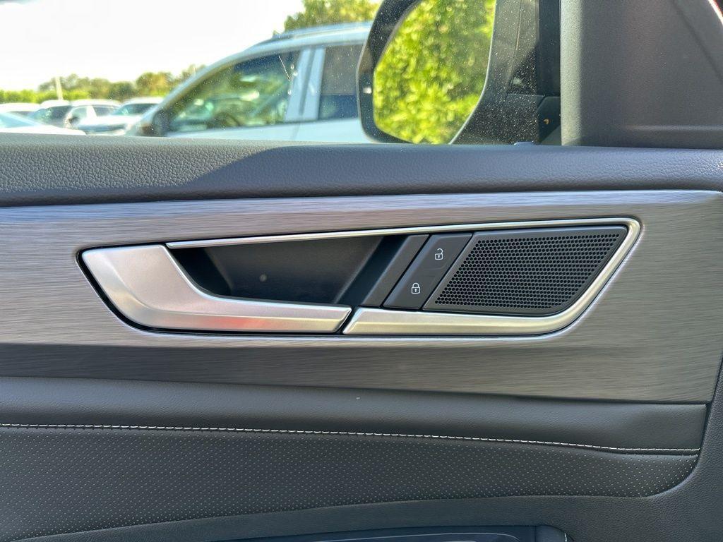 new 2026 Volkswagen Atlas Cross Sport car, priced at $43,546