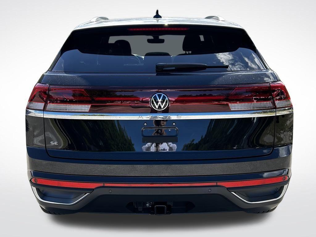 new 2026 Volkswagen Atlas Cross Sport car, priced at $43,546