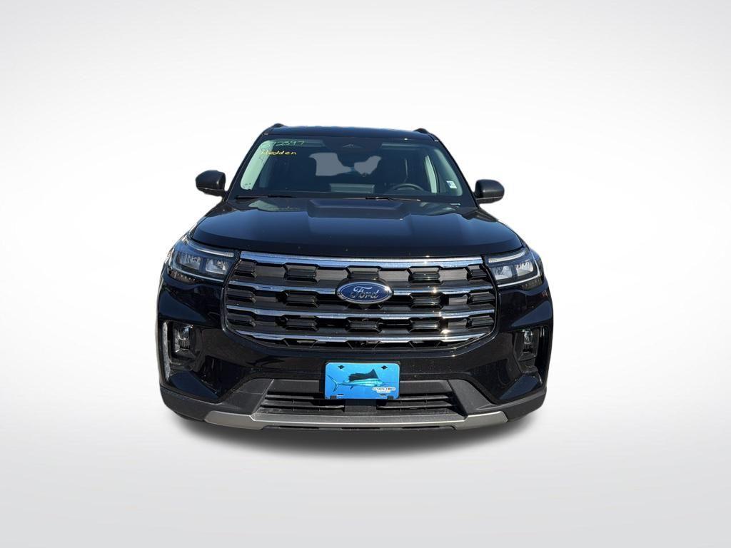 used 2025 Ford Explorer car, priced at $37,999
