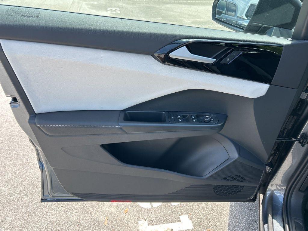 new 2025 Volkswagen Taos car, priced at $23,354