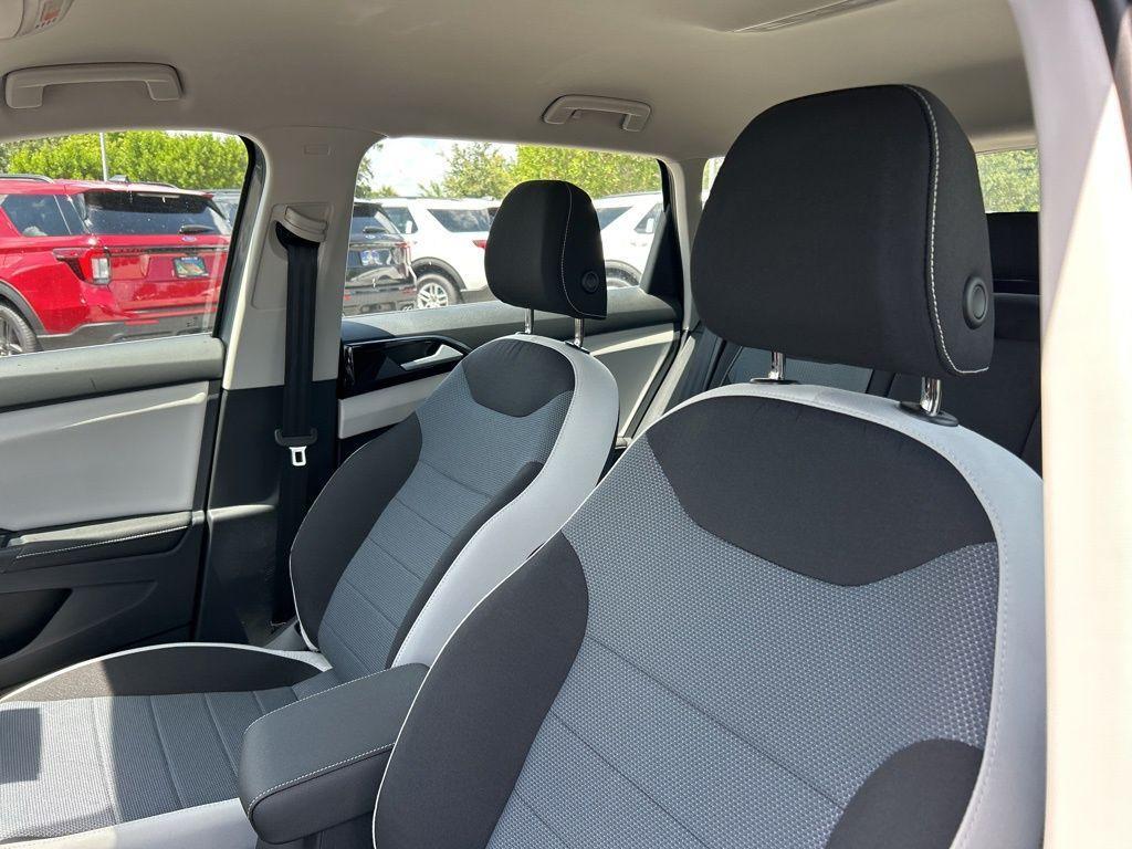 new 2025 Volkswagen Taos car, priced at $23,354