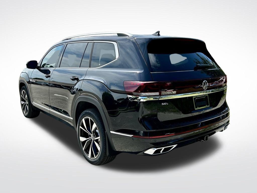 new 2025 Volkswagen Atlas car, priced at $46,296