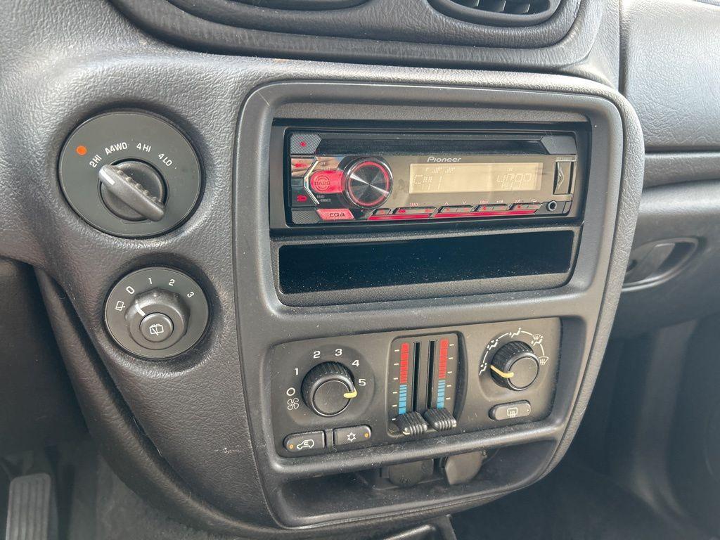 used 2005 Chevrolet TrailBlazer car, priced at $3,499