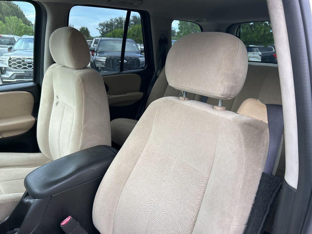 used 2005 Chevrolet TrailBlazer car, priced at $3,499