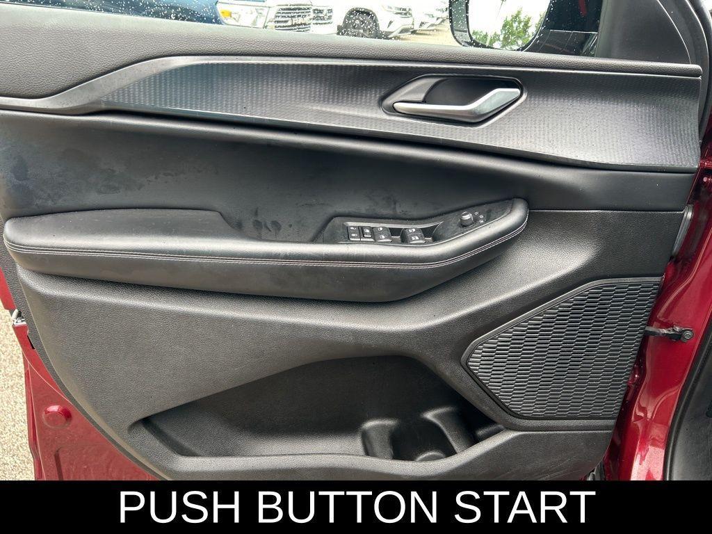 used 2023 Jeep Grand Cherokee L car, priced at $24,829