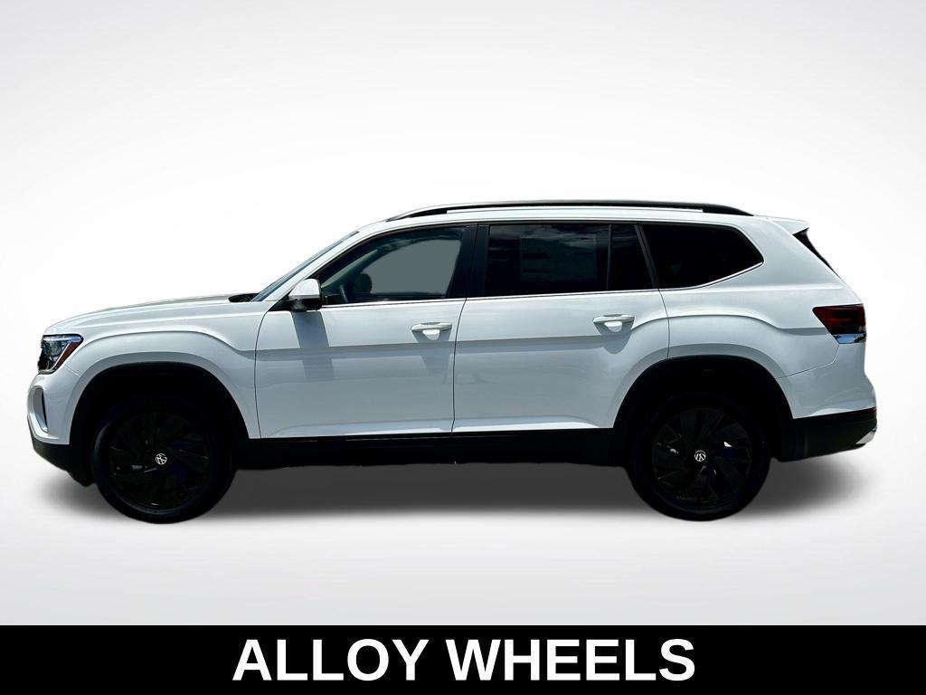 new 2025 Volkswagen Atlas car, priced at $37,193