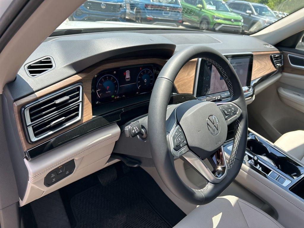 new 2025 Volkswagen Atlas car, priced at $40,245