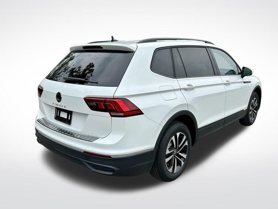 new 2024 Volkswagen Tiguan car, priced at $26,674