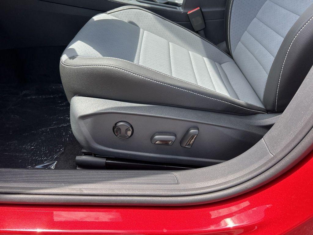 new 2025 Volkswagen Jetta car, priced at $24,550