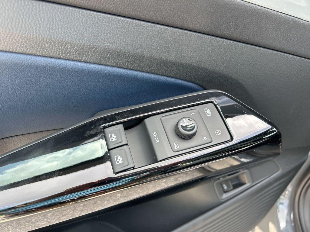 new 2025 Volkswagen ID.4 car, priced at $47,347
