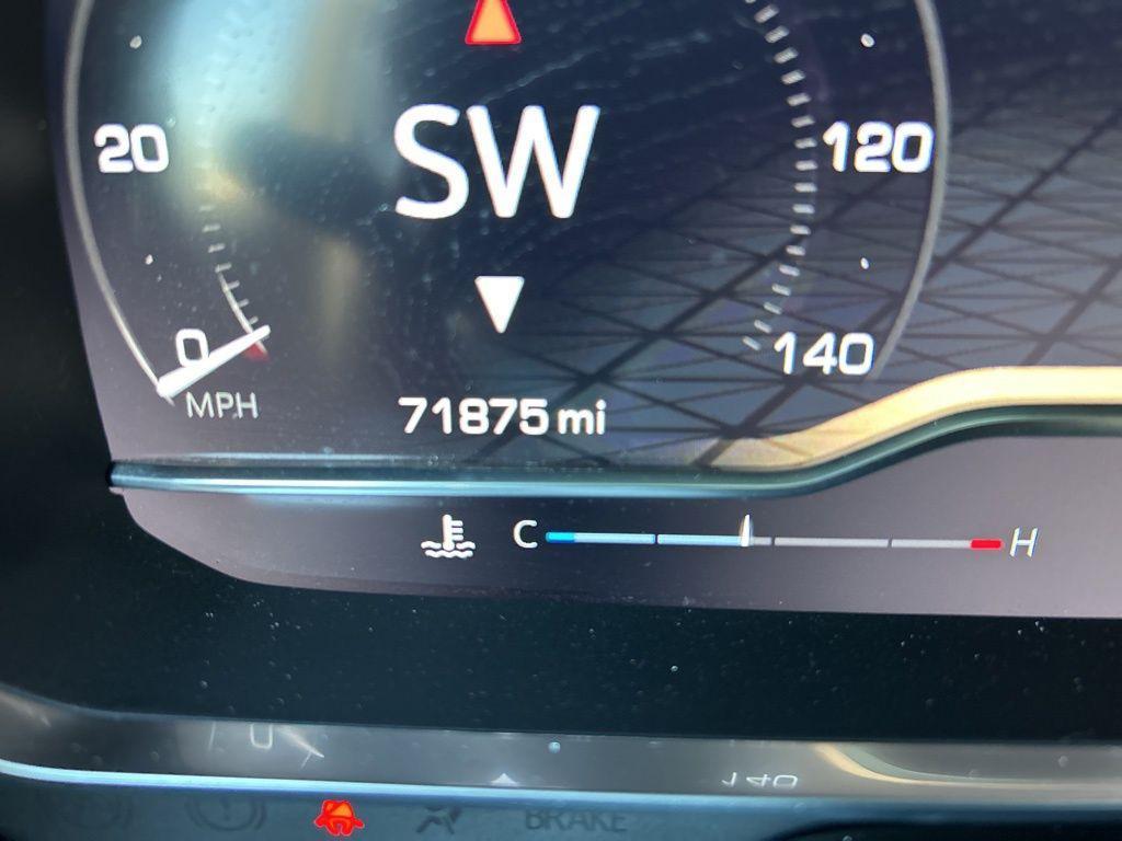 used 2023 GMC Yukon car, priced at $43,995