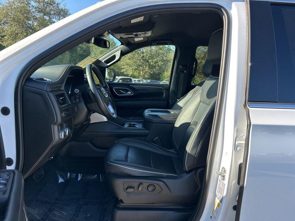 used 2023 GMC Yukon car, priced at $43,995