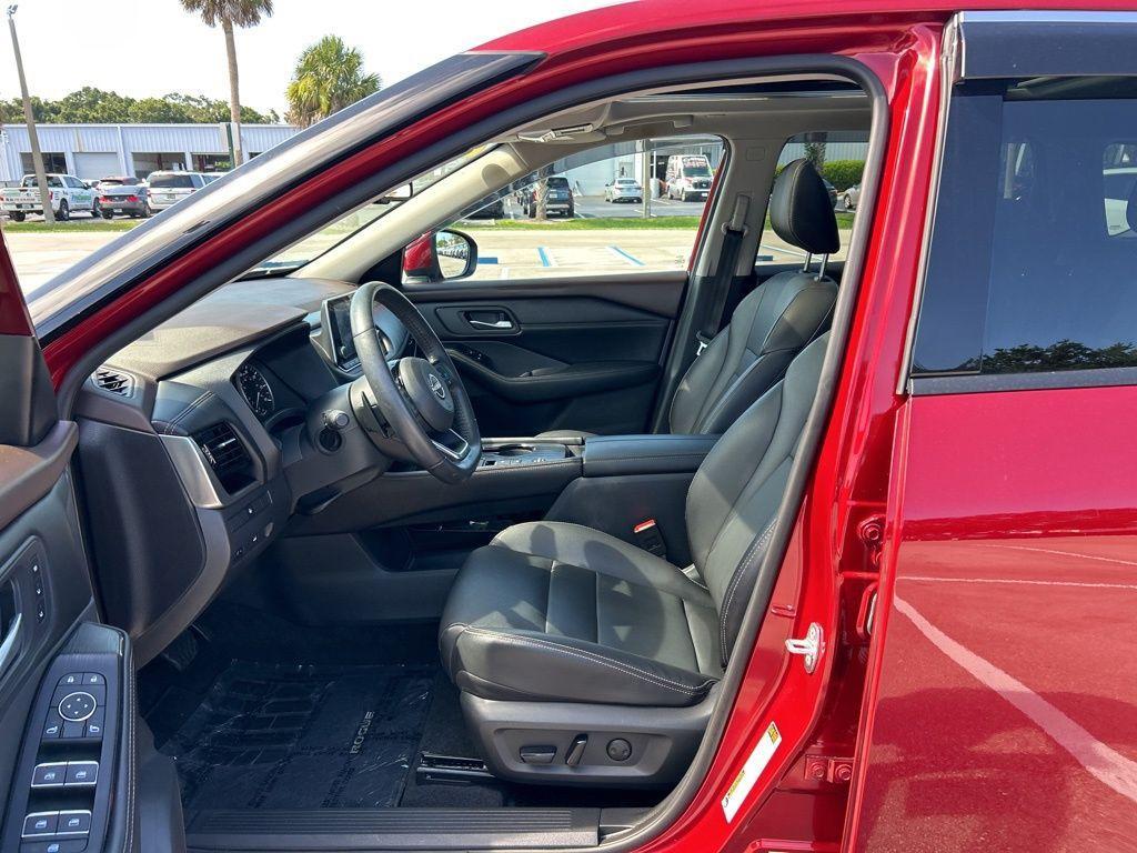 used 2022 Nissan Rogue car, priced at $24,995
