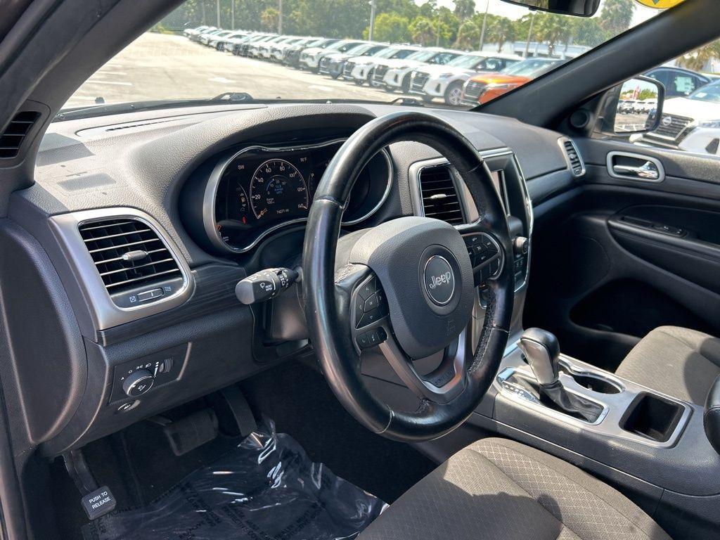 used 2021 Jeep Grand Cherokee car, priced at $17,295