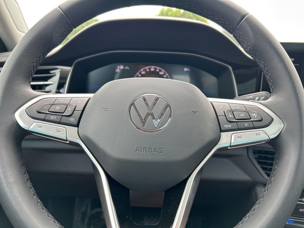 new 2025 Volkswagen Jetta car, priced at $23,618