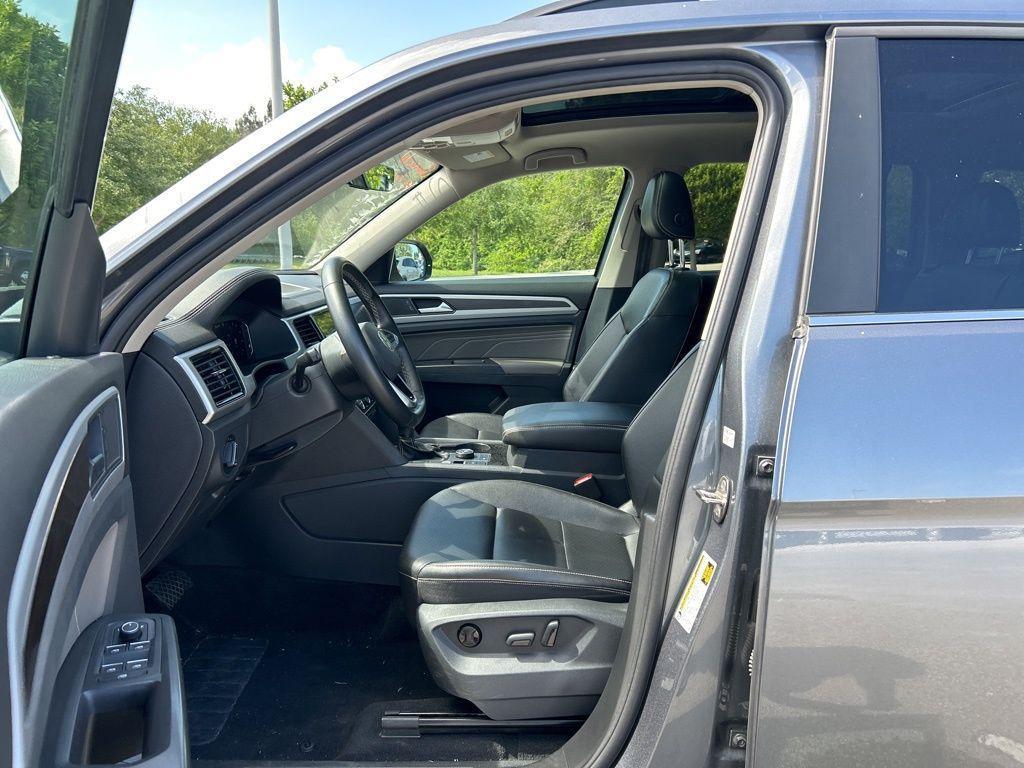 used 2022 Volkswagen Atlas car, priced at $24,747