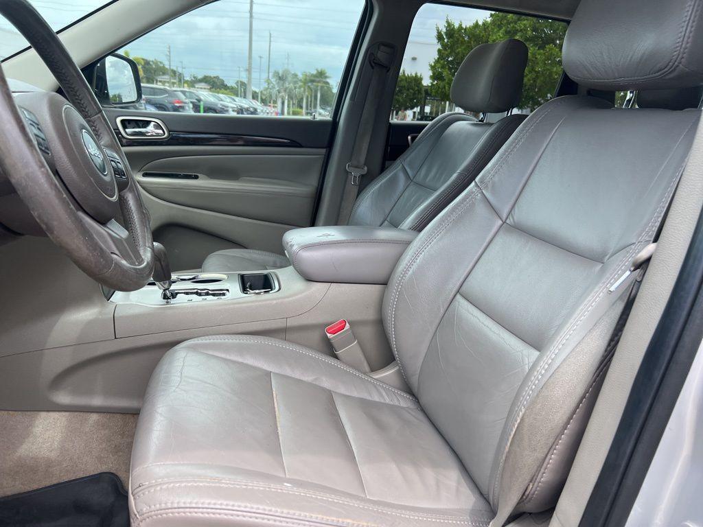 used 2013 Jeep Grand Cherokee car, priced at $7,999