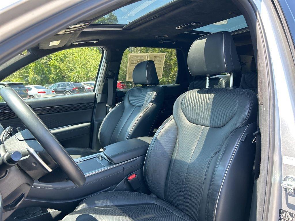 used 2024 Hyundai Palisade car, priced at $36,665