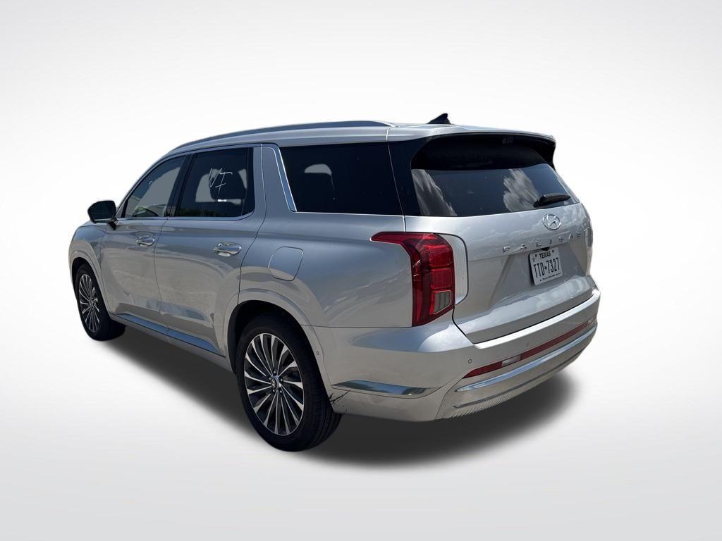 used 2024 Hyundai Palisade car, priced at $37,896