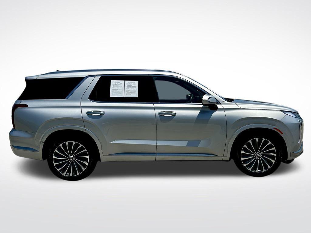 used 2024 Hyundai Palisade car, priced at $36,665