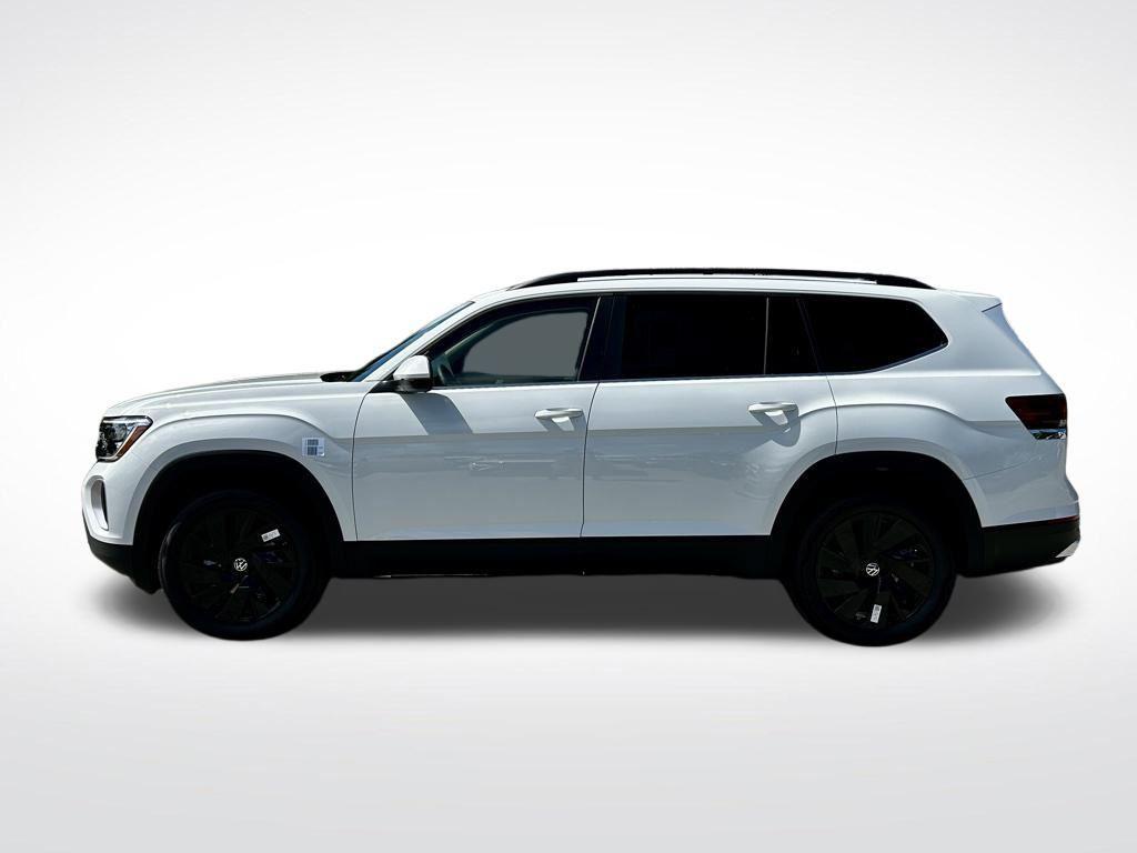 new 2025 Volkswagen Atlas car, priced at $40,671