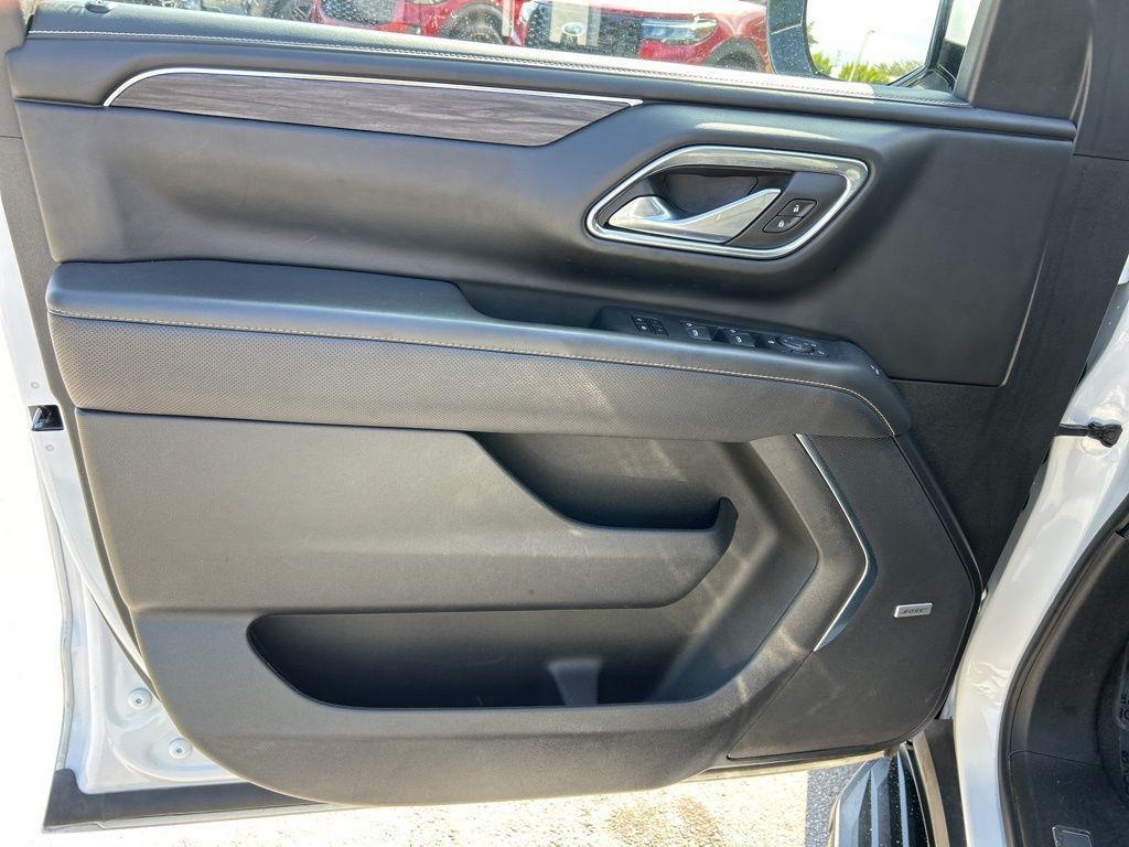 used 2023 GMC Yukon car, priced at $42,847