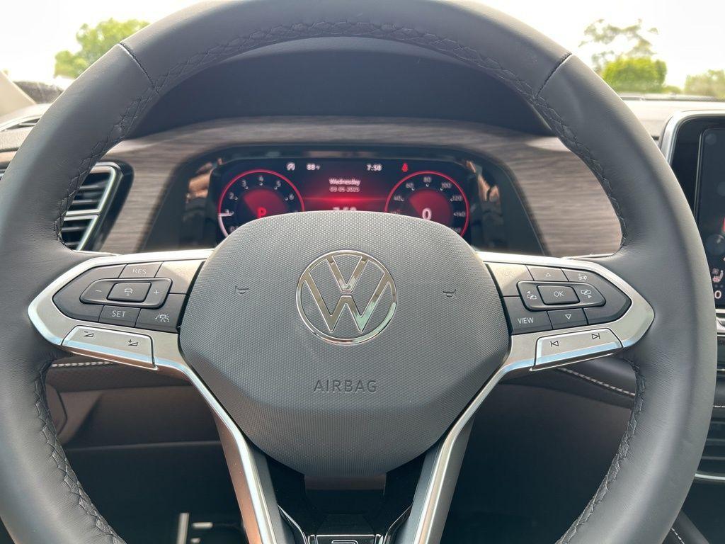 new 2025 Volkswagen Atlas car, priced at $48,473