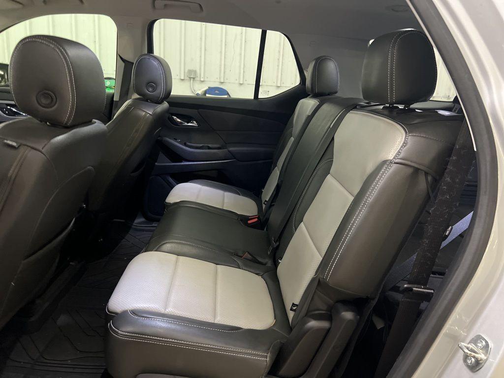 used 2020 Chevrolet Traverse car, priced at $18,721