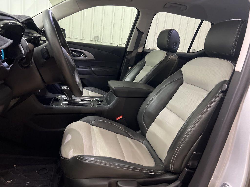 used 2020 Chevrolet Traverse car, priced at $18,721