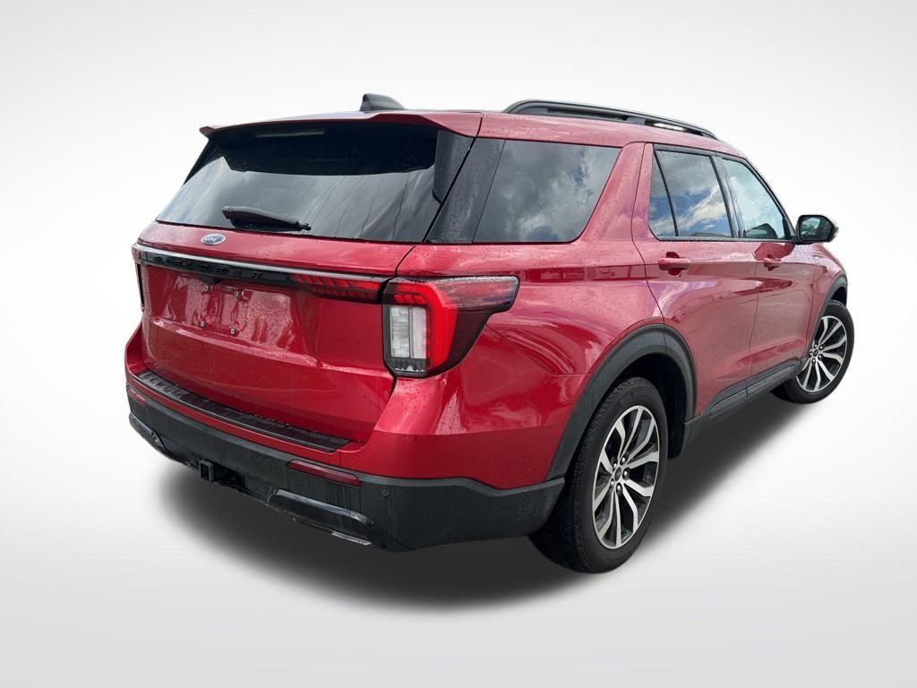 used 2025 Ford Explorer car, priced at $41,321
