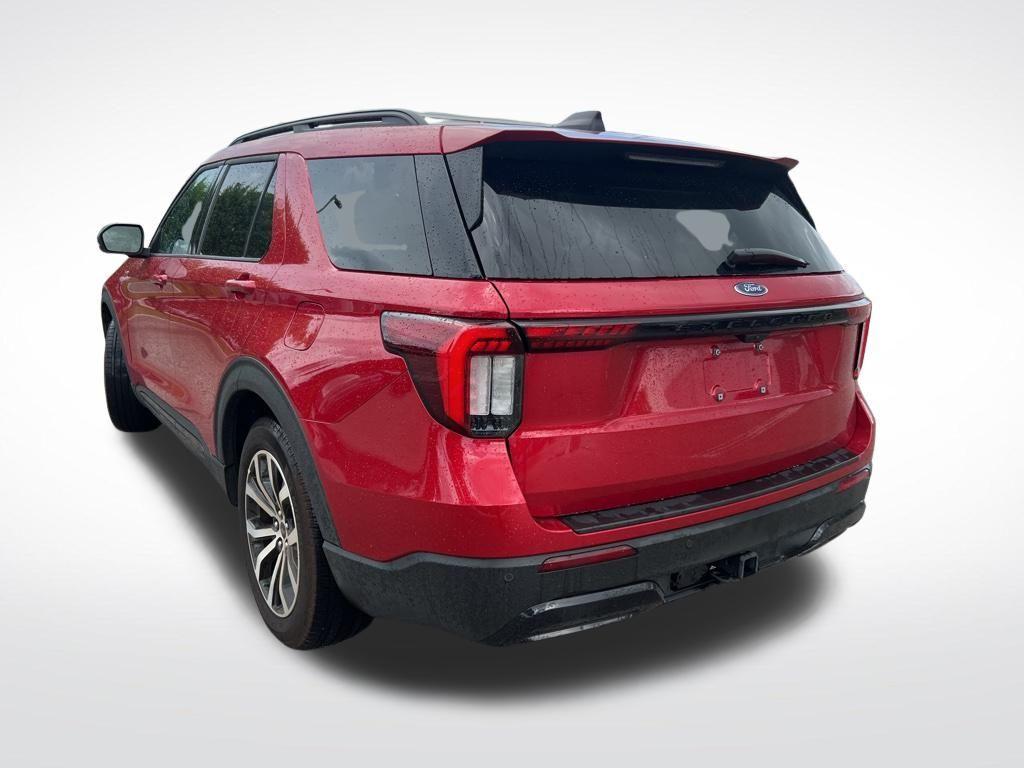 used 2025 Ford Explorer car, priced at $41,321