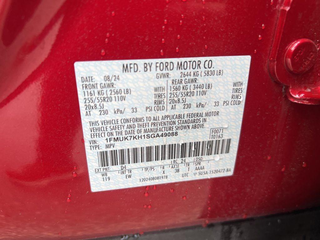 used 2025 Ford Explorer car, priced at $41,321