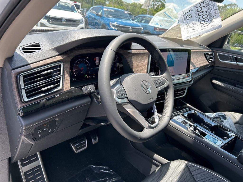 new 2025 Volkswagen Atlas car, priced at $51,908