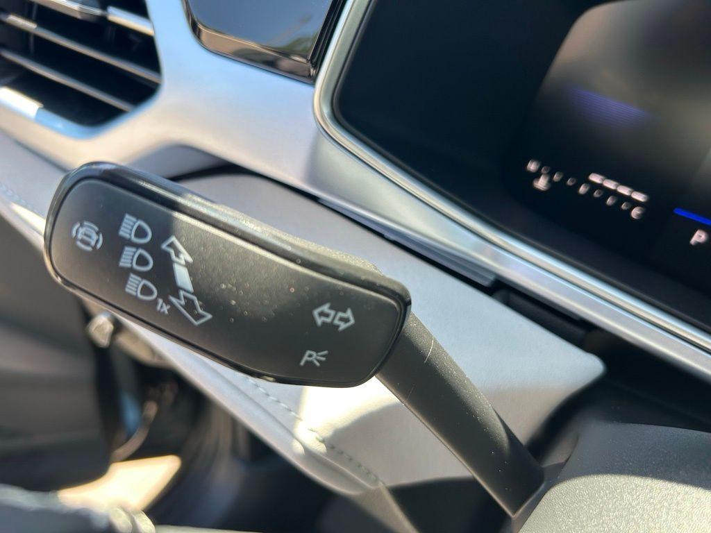 new 2025 Volkswagen Taos car, priced at $27,976
