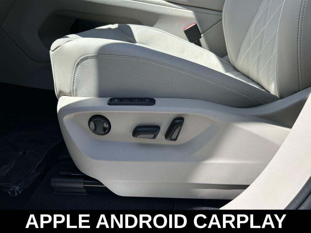 new 2025 Volkswagen Atlas car, priced at $47,766