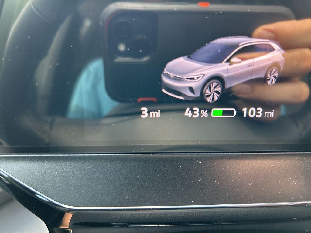 new 2025 Volkswagen ID.4 car, priced at $43,271