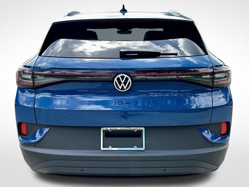 new 2025 Volkswagen ID.4 car, priced at $43,271