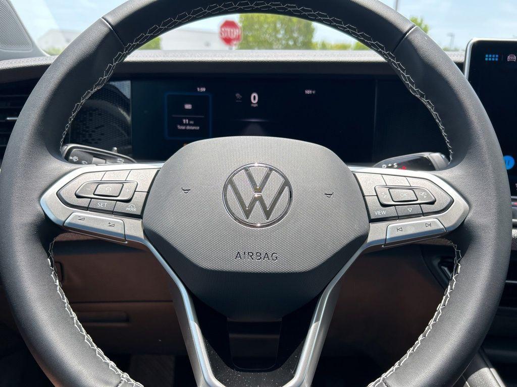 new 2025 Volkswagen Tiguan car, priced at $28,520