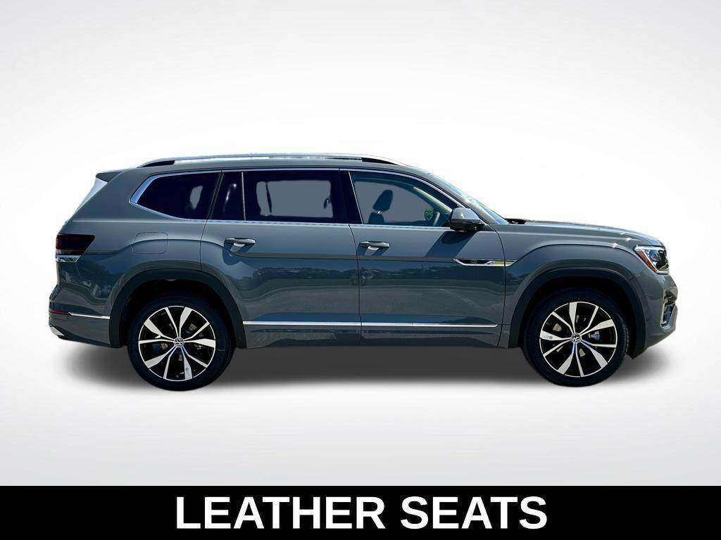 new 2025 Volkswagen Atlas car, priced at $49,151